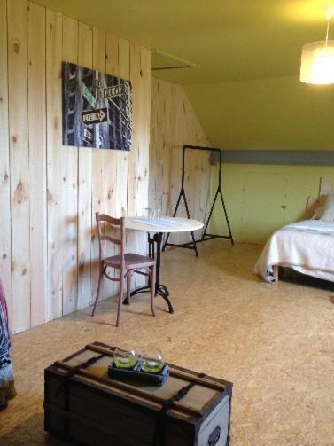 Chambres Chez L'Habitant Couvin Dış mekan fotoğraf