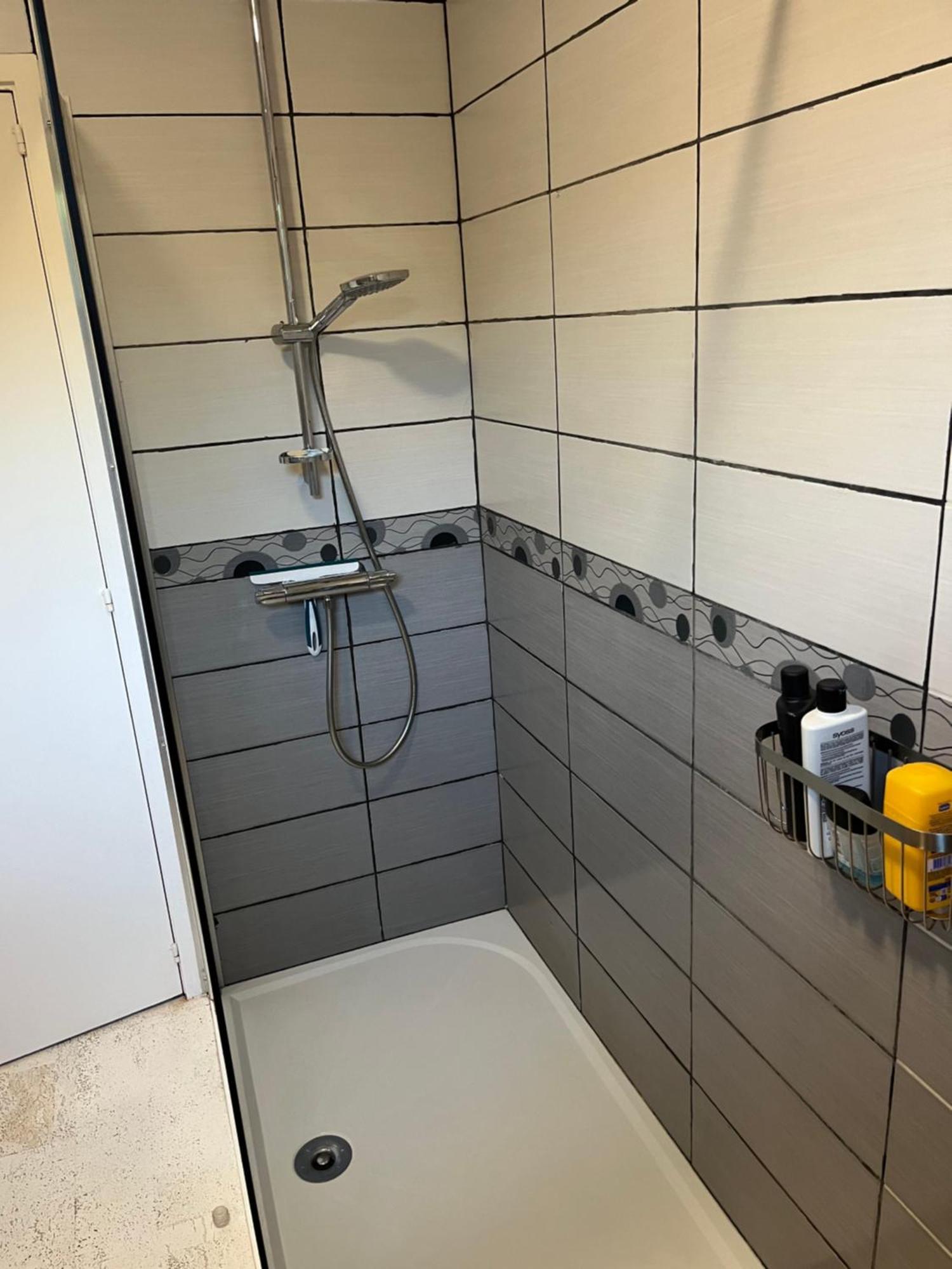 Chambres Chez L'Habitant Couvin Dış mekan fotoğraf